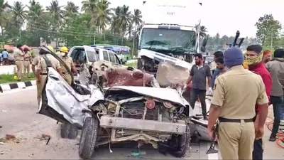 ಭೀಕರ ಅಪಘಾತ  6 ಜನ ಸ್ಥಳದಲ್ಲಿಯೇ ಸಾವು