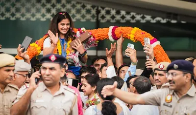 ಮನು ಭಾಕರ್​ಗೆ ತವರಿನಲ್ಲಿ ಅದ್ಧೂರಿ ಸ್ವಾಗತ